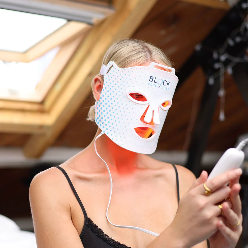 Red Light Therapy Face Mask with Four Wavelengths
